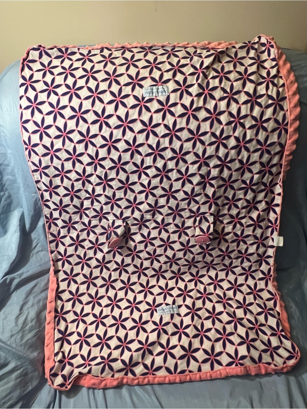 Canopy Couture textured carseat cover in Pink with Navy